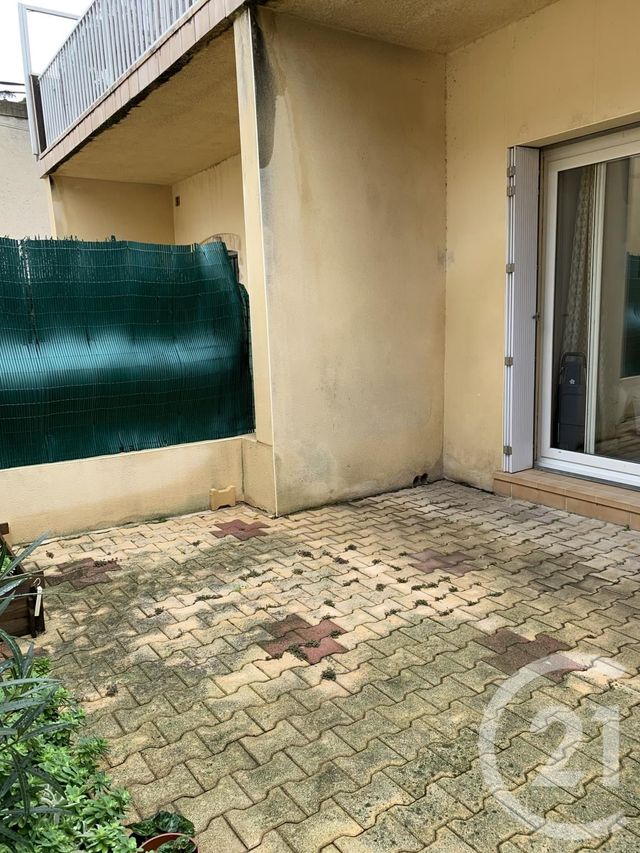Appartement à louer - 2 pièces - 42.0 m2 - BAGNOLS SUR CEZE - 30 - LANGUEDOC-ROUSSILLON - Century 21 La Big