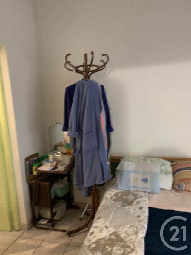 Appartement à louer - 2 pièces - 42.0 m2 - BAGNOLS SUR CEZE - 30 - LANGUEDOC-ROUSSILLON - Century 21 La Big