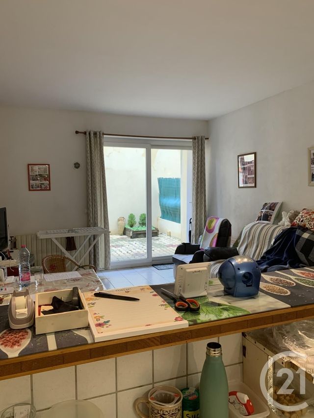 Appartement à louer - 2 pièces - 42.0 m2 - BAGNOLS SUR CEZE - 30 - LANGUEDOC-ROUSSILLON - Century 21 La Big