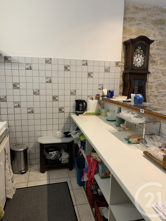 Appartement à louer - 2 pièces - 42.0 m2 - BAGNOLS SUR CEZE - 30 - LANGUEDOC-ROUSSILLON - Century 21 La Big