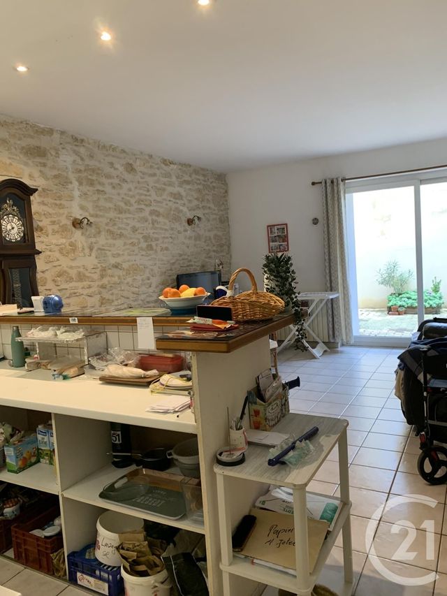 Appartement à louer - 2 pièces - 42.0 m2 - BAGNOLS SUR CEZE - 30 - LANGUEDOC-ROUSSILLON - Century 21 La Big