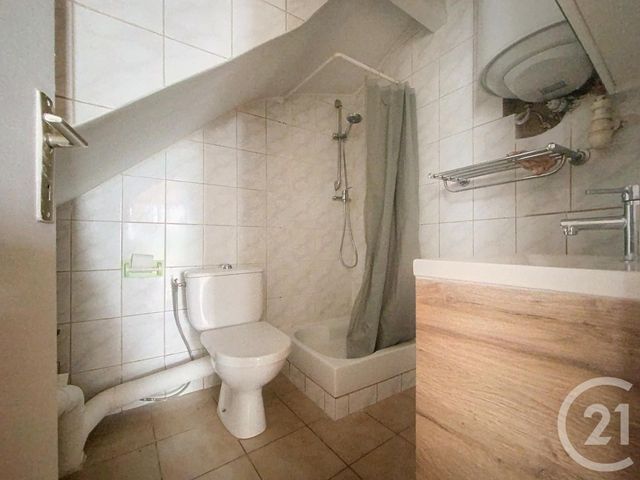 Appartement à louer - 2 pièces - 28.8 m2 - BAGNOLS SUR CEZE - 30 - LANGUEDOC-ROUSSILLON - Century 21 La Big