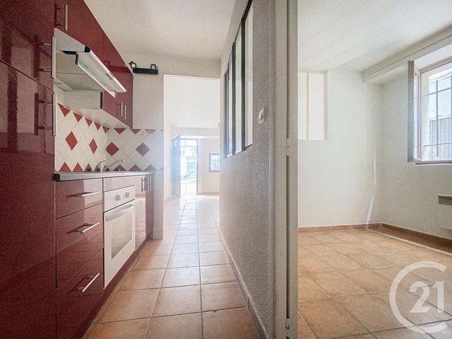 Appartement à louer - 2 pièces - 28.8 m2 - BAGNOLS SUR CEZE - 30 - LANGUEDOC-ROUSSILLON - Century 21 La Big