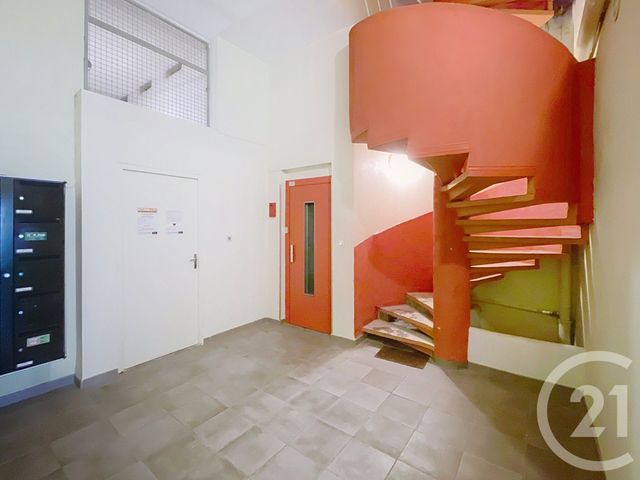 Appartement T2 à vendre - 2 pièces - 39.6 m2 - BAGNOLS SUR CEZE - 30 - LANGUEDOC-ROUSSILLON - Century 21 La Big