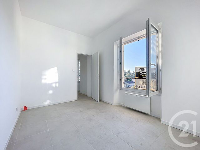 Appartement T3 à vendre - 3 pièces - 54.0 m2 - BAGNOLS SUR CEZE - 30 - LANGUEDOC-ROUSSILLON - Century 21 La Big