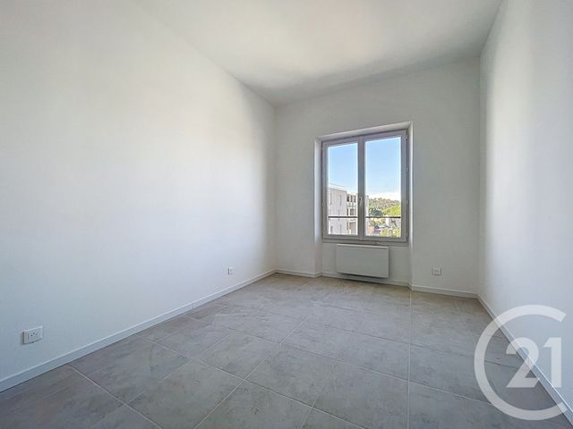 Appartement T3 à vendre - 3 pièces - 54.0 m2 - BAGNOLS SUR CEZE - 30 - LANGUEDOC-ROUSSILLON - Century 21 La Big