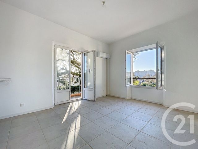 Appartement T3 à vendre - 3 pièces - 54.0 m2 - BAGNOLS SUR CEZE - 30 - LANGUEDOC-ROUSSILLON - Century 21 La Big