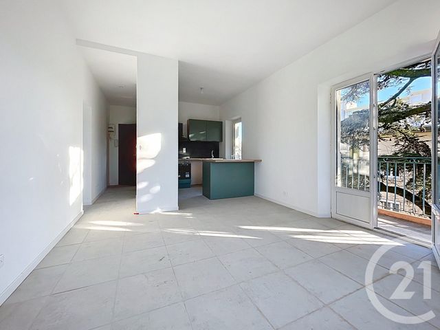 Appartement T3 à vendre - 3 pièces - 54.0 m2 - BAGNOLS SUR CEZE - 30 - LANGUEDOC-ROUSSILLON - Century 21 La Big