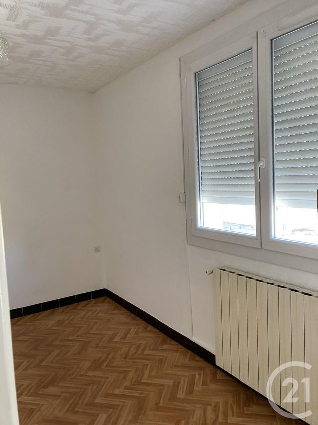 Appartement F3 à louer - 3 pièces - 45.02 m2 - BAGNOLS SUR CEZE - 30 - LANGUEDOC-ROUSSILLON - Century 21 La Big