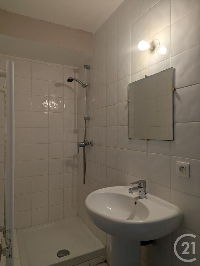 Appartement Studio à louer - 1 pièce - 19.64 m2 - BAGNOLS SUR CEZE - 30 - LANGUEDOC-ROUSSILLON - Century 21 La Big