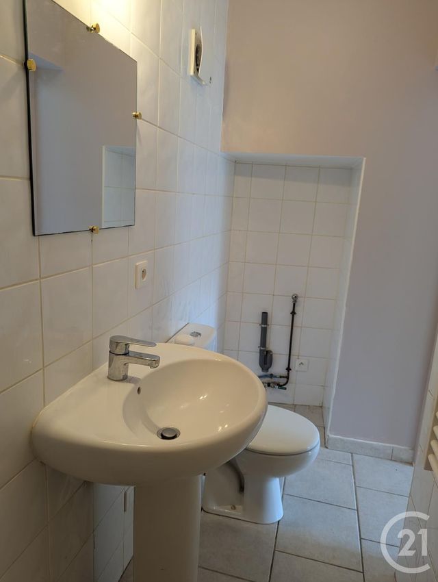 Appartement Studio à louer - 1 pièce - 19.64 m2 - BAGNOLS SUR CEZE - 30 - LANGUEDOC-ROUSSILLON - Century 21 La Big
