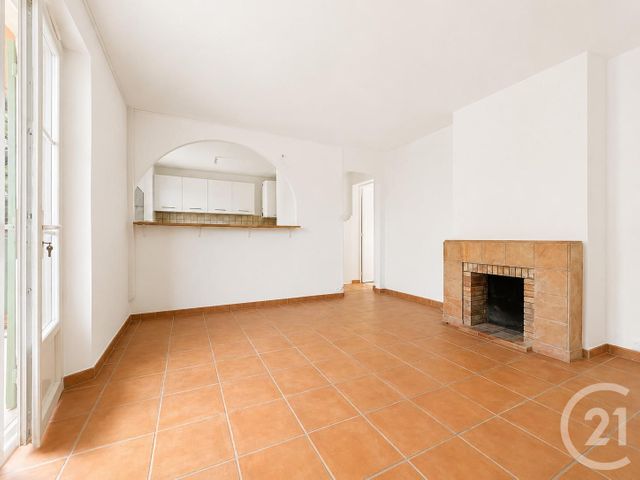 Appartement F3 à vendre - 3 pièces - 51.89 m2 - BAGNOLS SUR CEZE - 30 - LANGUEDOC-ROUSSILLON - Century 21 La Big