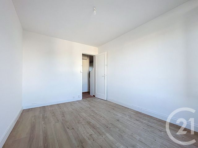 Appartement F3 à vendre - 3 pièces - 51.89 m2 - BAGNOLS SUR CEZE - 30 - LANGUEDOC-ROUSSILLON - Century 21 La Big