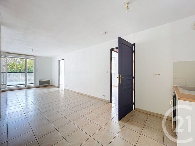 Appartement T3 à vendre - 5 pièces - 55.73 m2 - BAGNOLS SUR CEZE - 30 - LANGUEDOC-ROUSSILLON - Century 21 La Big