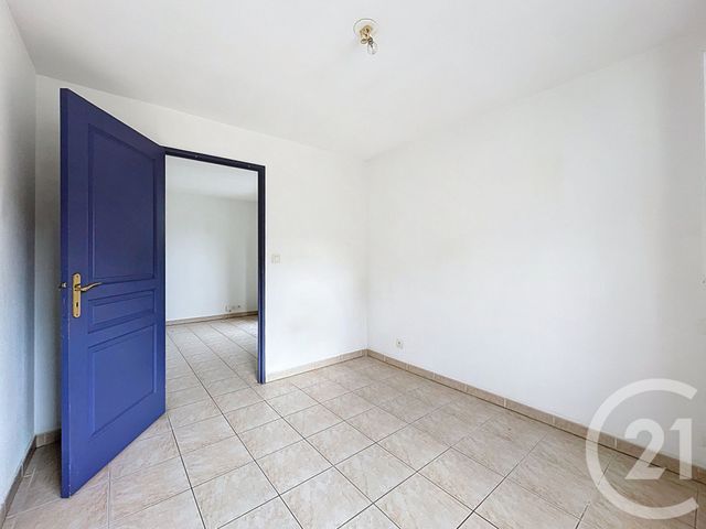 Appartement T3 à vendre - 5 pièces - 55.73 m2 - BAGNOLS SUR CEZE - 30 - LANGUEDOC-ROUSSILLON - Century 21 La Big