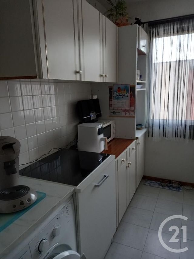 Appartement F2 à louer - 2 pièces - 50.03 m2 - BAGNOLS SUR CEZE - 30 - LANGUEDOC-ROUSSILLON - Century 21 La Big