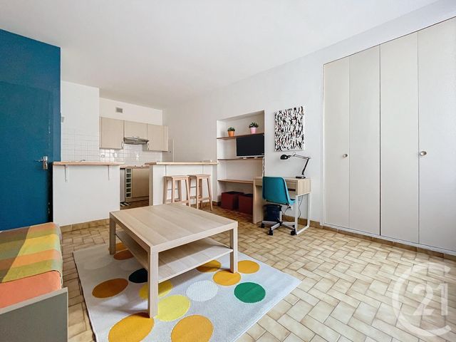 Appartement T1 à louer - 1 pièce - 25.52 m2 - BAGNOLS SUR CEZE - 30 - LANGUEDOC-ROUSSILLON - Century 21 La Big