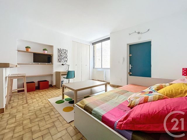 Appartement T1 à louer - 1 pièce - 25.52 m2 - BAGNOLS SUR CEZE - 30 - LANGUEDOC-ROUSSILLON - Century 21 La Big
