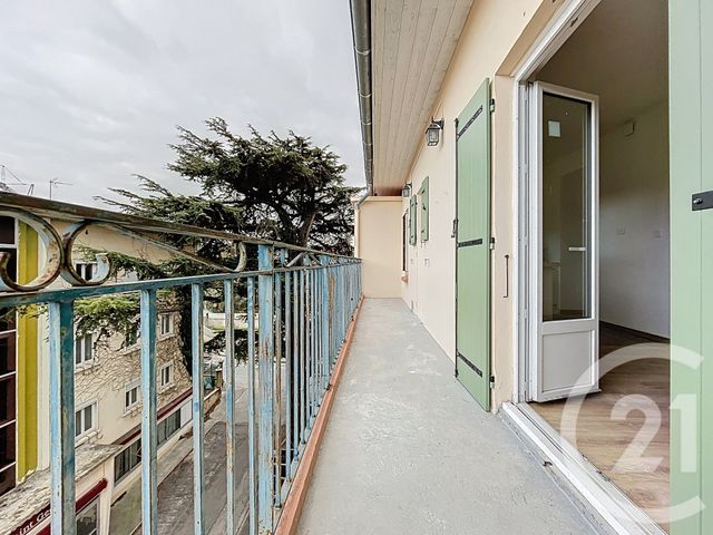 Appartement T3 à vendre - 3 pièces - 54.45 m2 - BAGNOLS SUR CEZE - 30 - LANGUEDOC-ROUSSILLON - Century 21 La Big