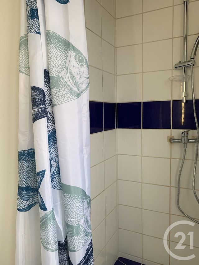 maison à louer - 4 pièces - 78.0 m2 - BAGNOLS SUR CEZE - 30 - LANGUEDOC-ROUSSILLON - Century 21 La Big