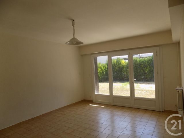 maison à louer - 6 pièces - 130.0 m2 - BAGNOLS SUR CEZE - 30 - LANGUEDOC-ROUSSILLON - Century 21 La Big