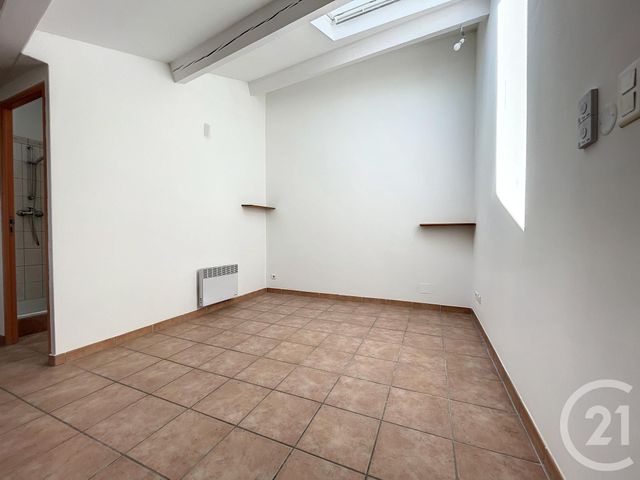 Appartement F2 à louer - 2 pièces - 65.0 m2 - BAGNOLS SUR CEZE - 30 - LANGUEDOC-ROUSSILLON - Century 21 La Big