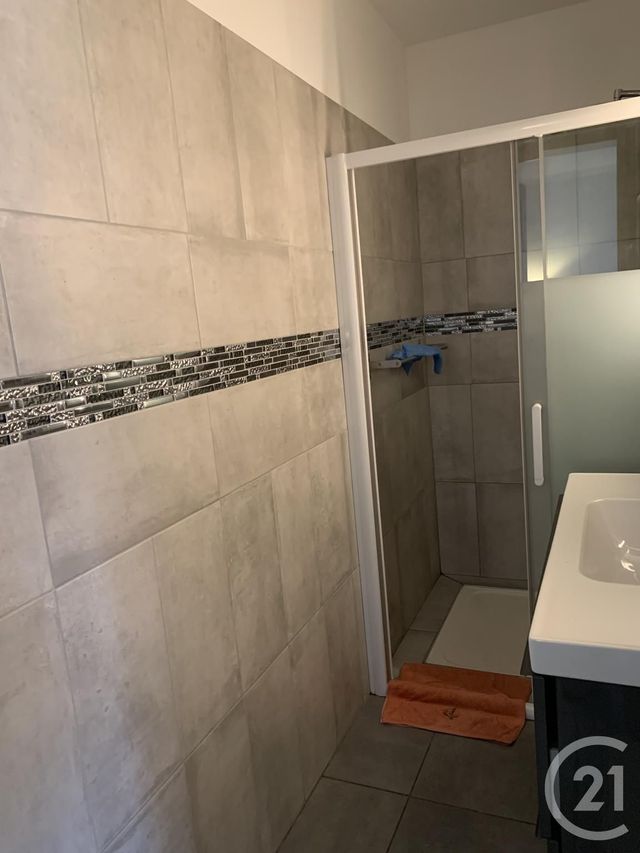 maison à louer - 2 pièces - 51.26 m2 - BAGNOLS SUR CEZE - 30 - LANGUEDOC-ROUSSILLON - Century 21 La Big