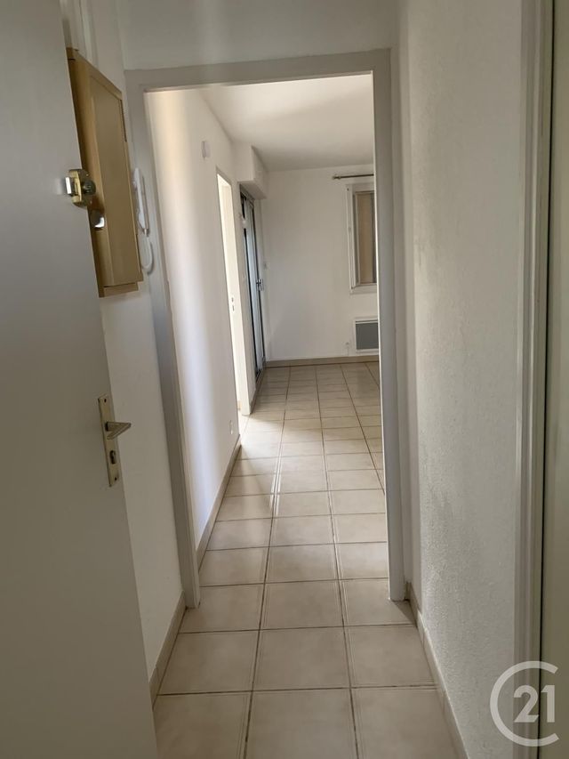 Appartement F2 à louer - 2 pièces - 41.1 m2 - BAGNOLS SUR CEZE - 30 - LANGUEDOC-ROUSSILLON - Century 21 La Big