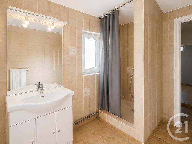 Appartement F2 bis à louer - 3 pièces - 54.9 m2 - BAGNOLS SUR CEZE - 30 - LANGUEDOC-ROUSSILLON - Century 21 La Big