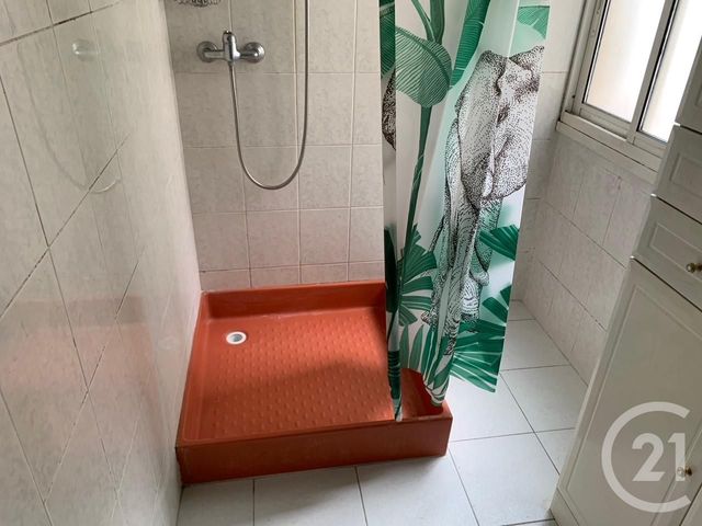 Appartement F2 à louer - 2 pièces - 46.66 m2 - BAGNOLS SUR CEZE - 30 - LANGUEDOC-ROUSSILLON - Century 21 La Big