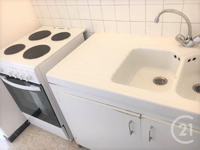 Appartement à louer - 2 pièces - 26.15 m2 - BAGNOLS SUR CEZE - 30 - LANGUEDOC-ROUSSILLON - Century 21 La Big