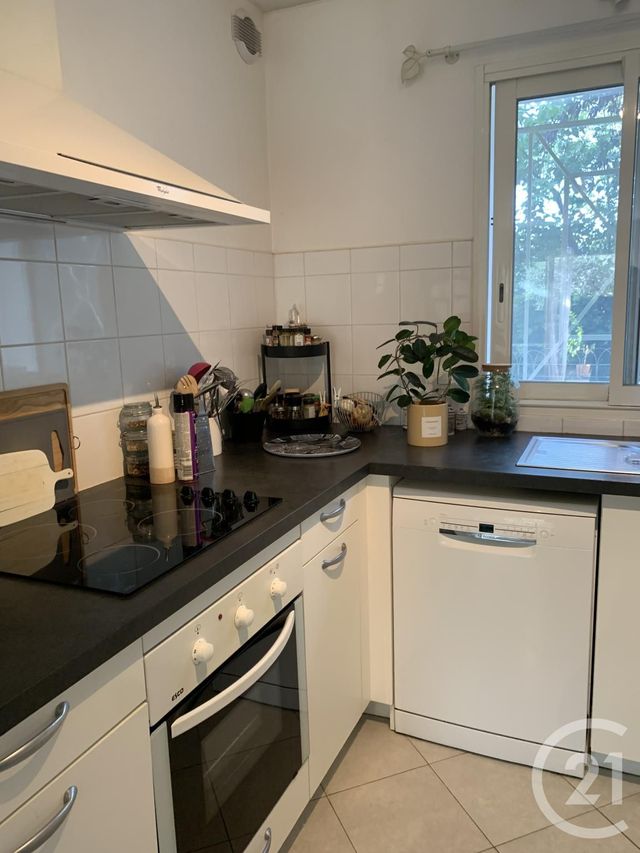 maison à louer - 3 pièces - 64.0 m2 - BAGNOLS SUR CEZE - 30 - LANGUEDOC-ROUSSILLON - Century 21 La Big