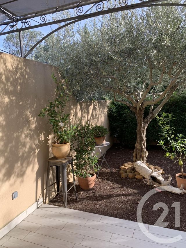 maison à louer - 3 pièces - 64.0 m2 - BAGNOLS SUR CEZE - 30 - LANGUEDOC-ROUSSILLON - Century 21 La Big