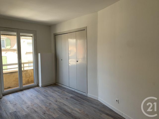 Appartement à louer - 3 pièces - 69.41 m2 - BAGNOLS SUR CEZE - 30 - LANGUEDOC-ROUSSILLON - Century 21 La Big
