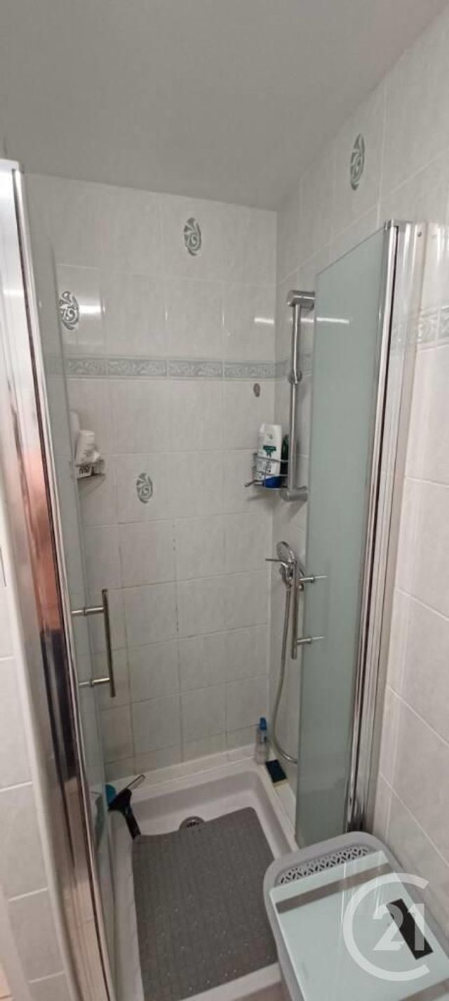 Appartement F2 bis à louer - 2 pièces - 41.0 m2 - SABRAN - 30 - LANGUEDOC-ROUSSILLON - Century 21 La Big