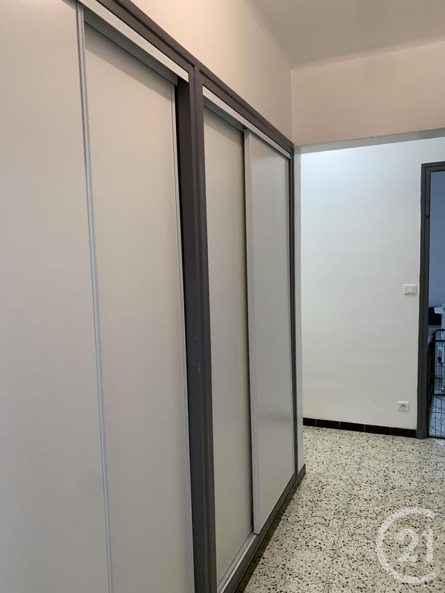 Appartement à louer - 4 pièces - 78.19 m2 - LA ROQUE SUR CEZE - 30 - LANGUEDOC-ROUSSILLON - Century 21 La Big