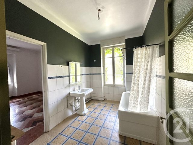 maison à louer - 4 pièces - 168.0 m2 - BAGNOLS SUR CEZE - 30 - LANGUEDOC-ROUSSILLON - Century 21 La Big
