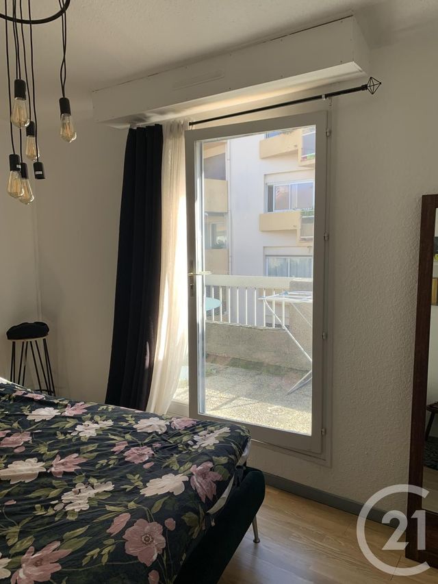 Appartement F2 à louer - 2 pièces - 71.0 m2 - ORANGE - 84 - PROVENCE-ALPES-COTE-D-AZUR - Century 21 La Big