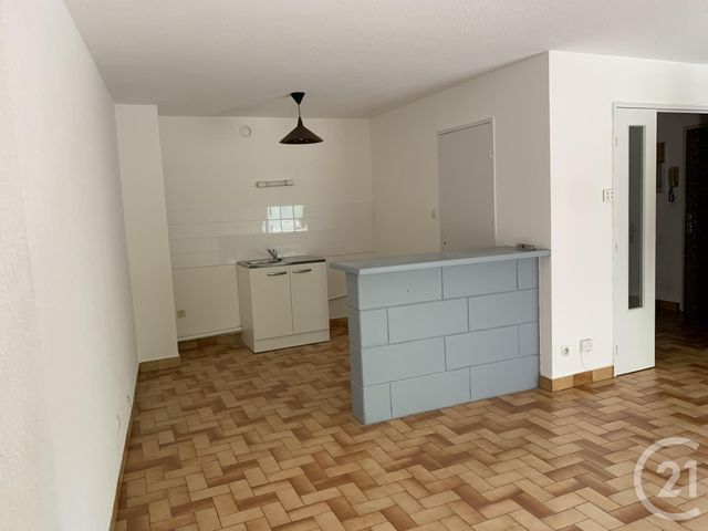 Appartement F2 à louer ORANGE