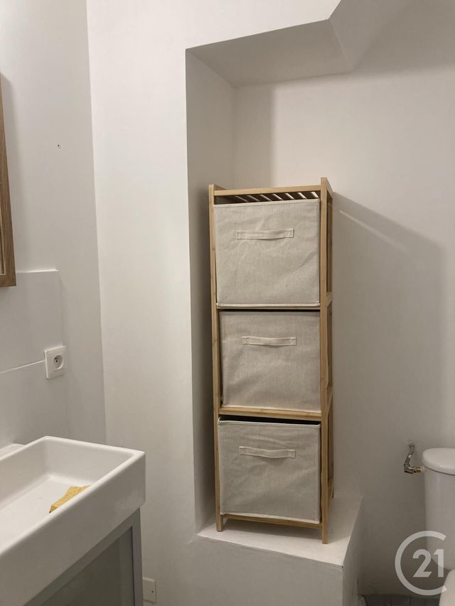 Appartement F2 à louer - 2 pièces - 59.3 m2 - BAGNOLS SUR CEZE - 30 - LANGUEDOC-ROUSSILLON - Century 21 La Big