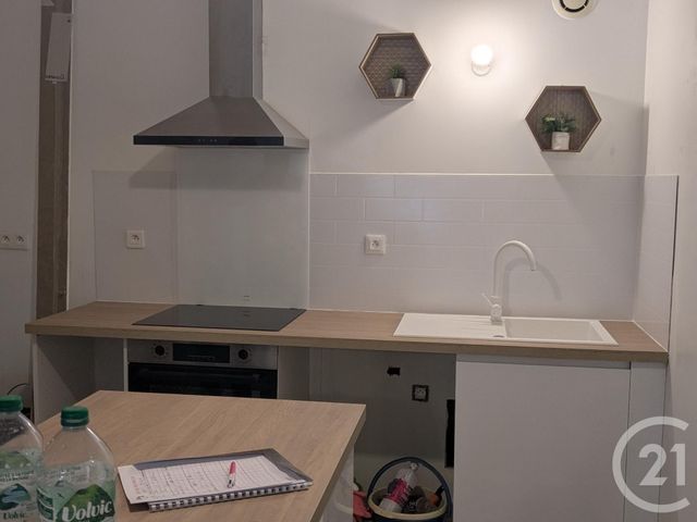 Appartement F2 à louer - 2 pièces - 59.3 m2 - BAGNOLS SUR CEZE - 30 - LANGUEDOC-ROUSSILLON - Century 21 La Big