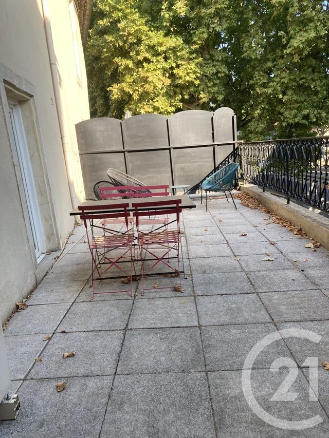 Appartement F2 à louer - 2 pièces - 59.3 m2 - BAGNOLS SUR CEZE - 30 - LANGUEDOC-ROUSSILLON - Century 21 La Big