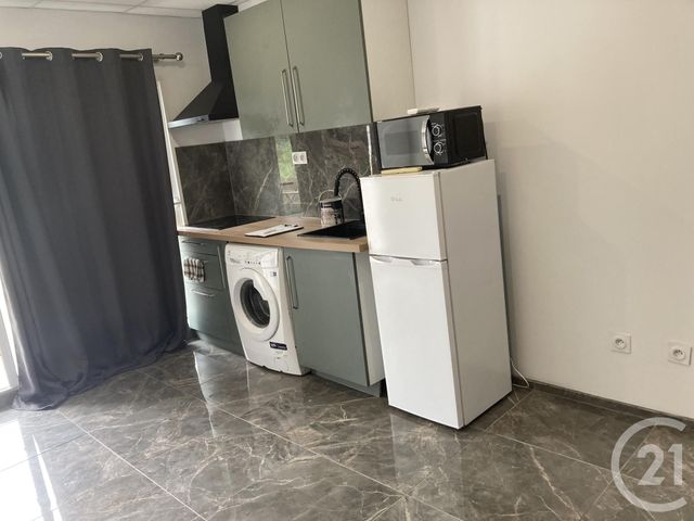 maison à louer - 4 pièces - 115.73 m2 - BAGNOLS SUR CEZE - 30 - LANGUEDOC-ROUSSILLON - Century 21 La Big