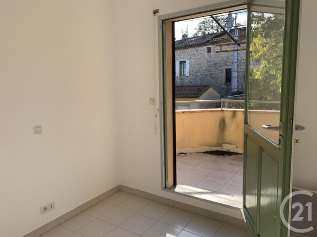 Appartement F4 à louer - 4 pièces - 92.0 m2 - VERFEUIL - 30 - LANGUEDOC-ROUSSILLON - Century 21 La Big