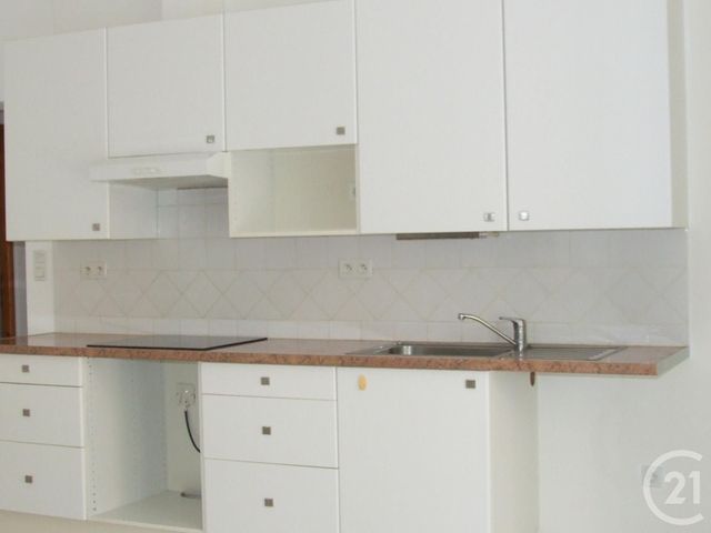 Appartement F2 à louer - 2 pièces - 56.0 m2 - BAGNOLS SUR CEZE - 30 - LANGUEDOC-ROUSSILLON - Century 21 La Big