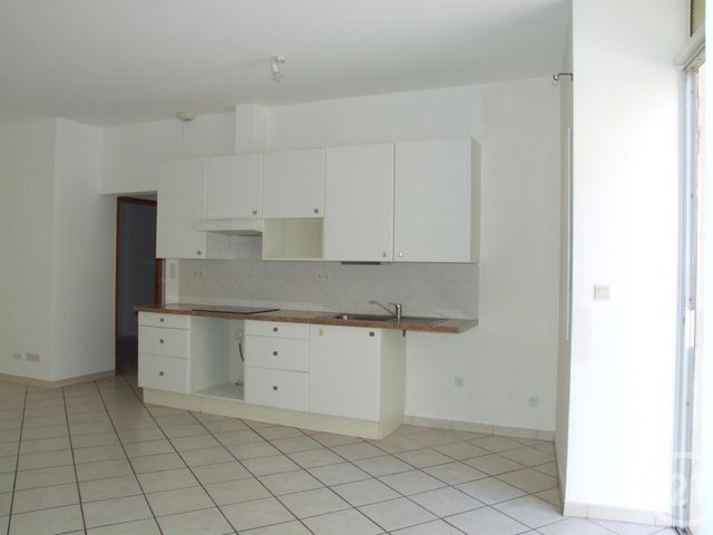 Appartement F2 à louer - 2 pièces - 56.0 m2 - BAGNOLS SUR CEZE - 30 - LANGUEDOC-ROUSSILLON - Century 21 La Big