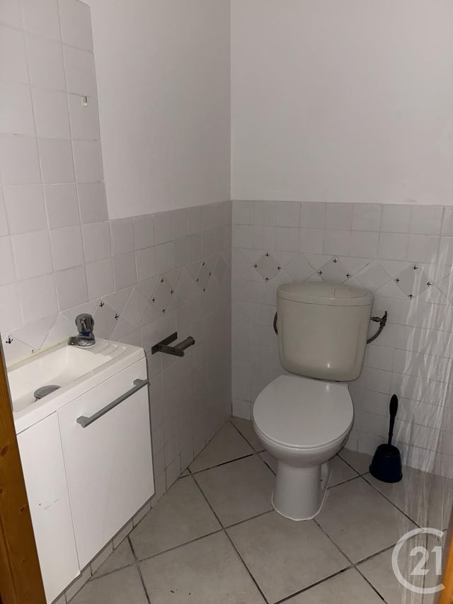 Appartement F2 à louer - 2 pièces - 56.0 m2 - BAGNOLS SUR CEZE - 30 - LANGUEDOC-ROUSSILLON - Century 21 La Big