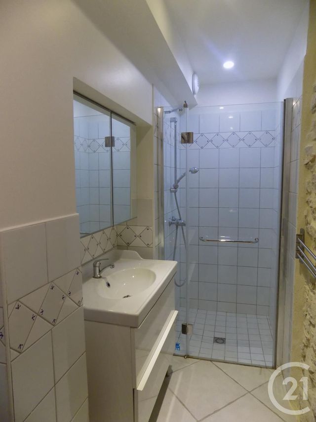 Appartement F3 à louer - 3 pièces - 56.0 m2 - BAGNOLS SUR CEZE - 30 - LANGUEDOC-ROUSSILLON - Century 21 La Big