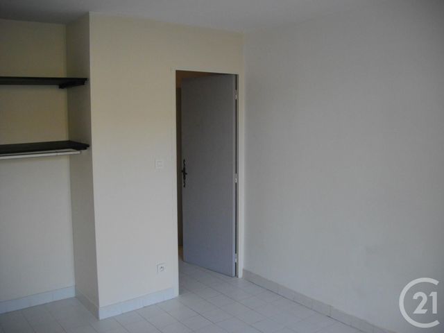 Appartement F2 à louer - 2 pièces - 48.0 m2 - BAGNOLS SUR CEZE - 30 - LANGUEDOC-ROUSSILLON - Century 21 La Big