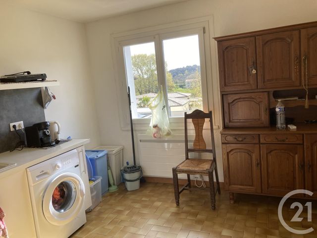 Appartement à louer - 4 pièces - 98.0 m2 - SABRAN - 30 - LANGUEDOC-ROUSSILLON - Century 21 La Big